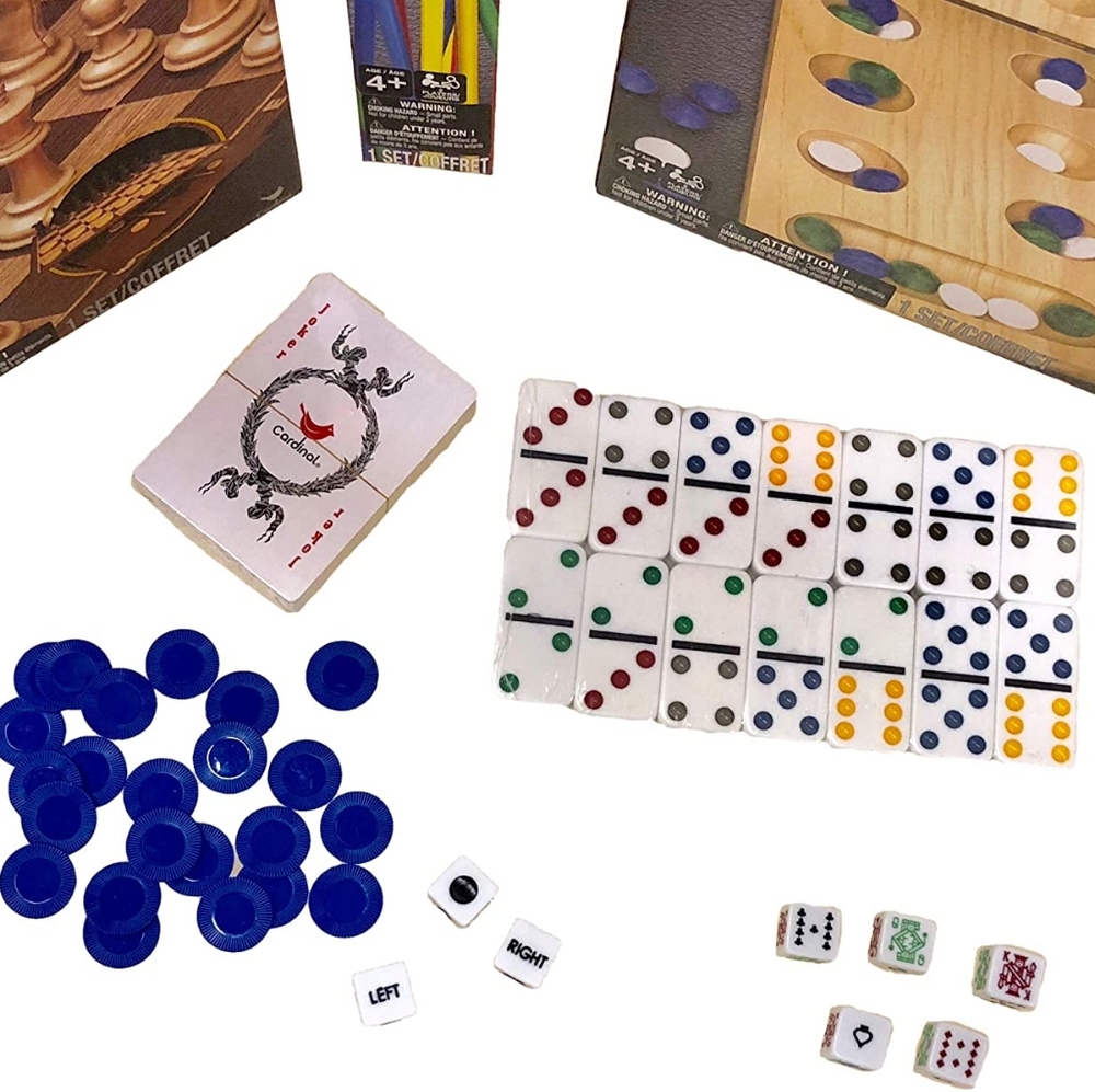 Game Lot Dominoes, Texas Hold Em, Poker Dice Left Center Right
